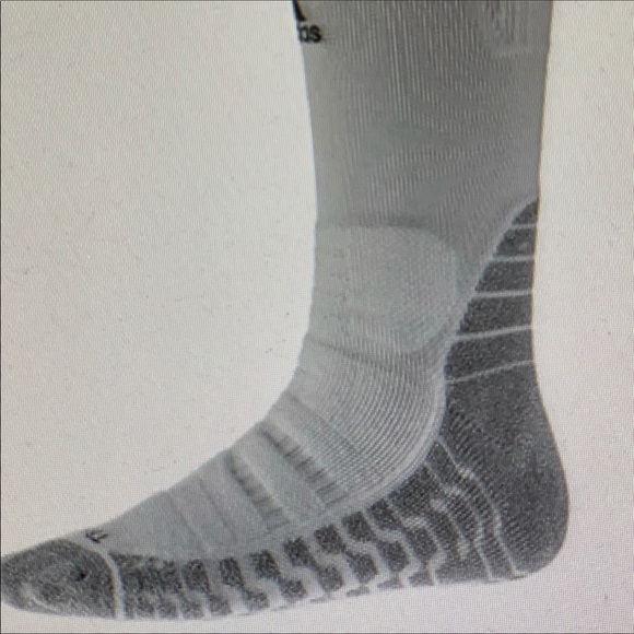 💥Host Pick💥Adidas Alphaskin Traxion Maximum Cushioned Crew - Picture 5 of 9